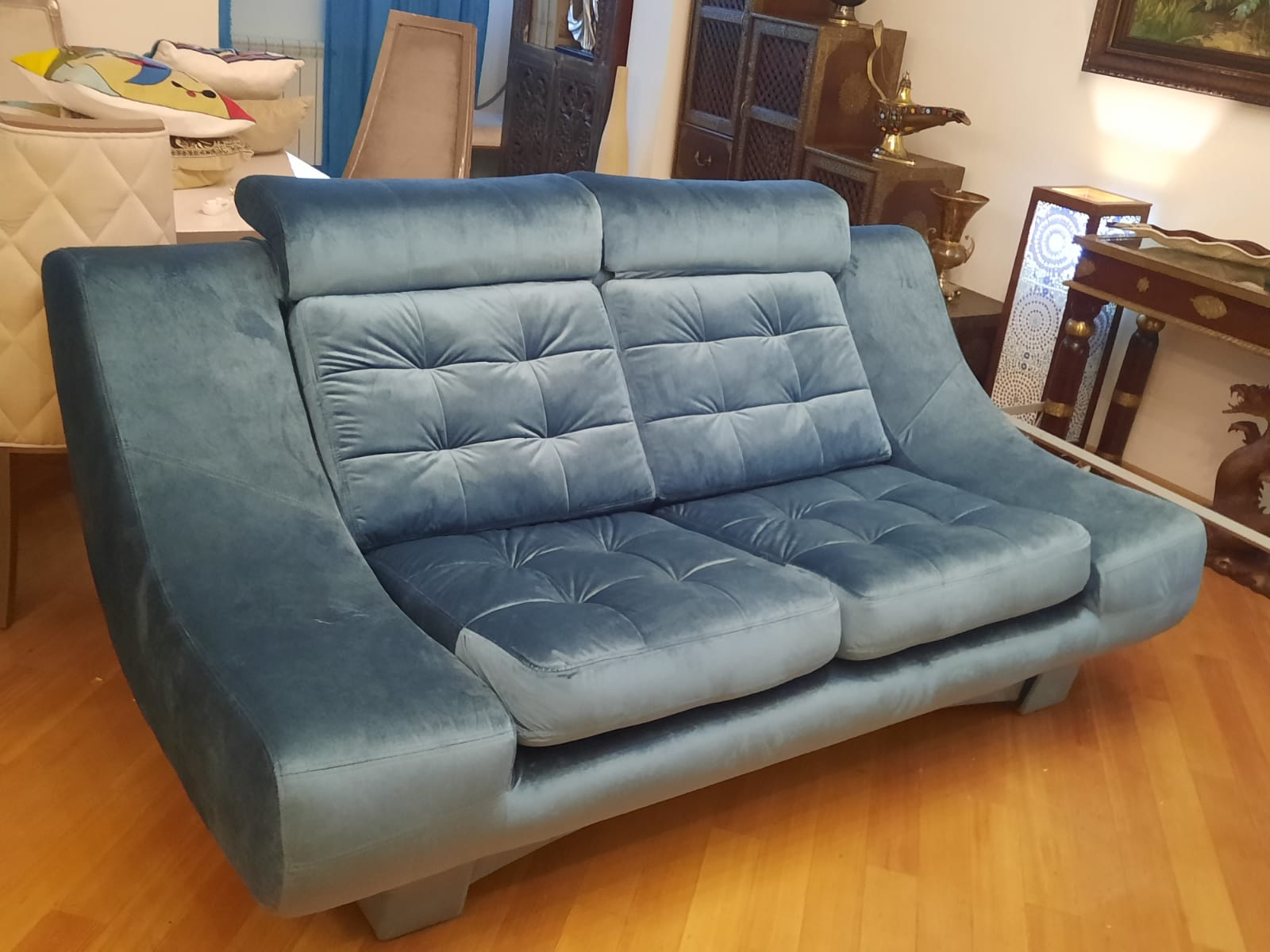 Обивка дивана на дому. Северск